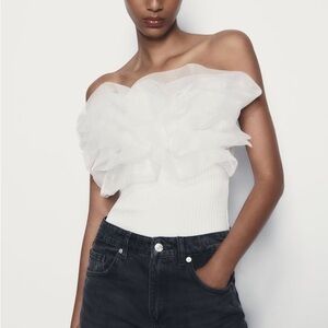 ZARA Oyster white ruffled strapless bodysuit
